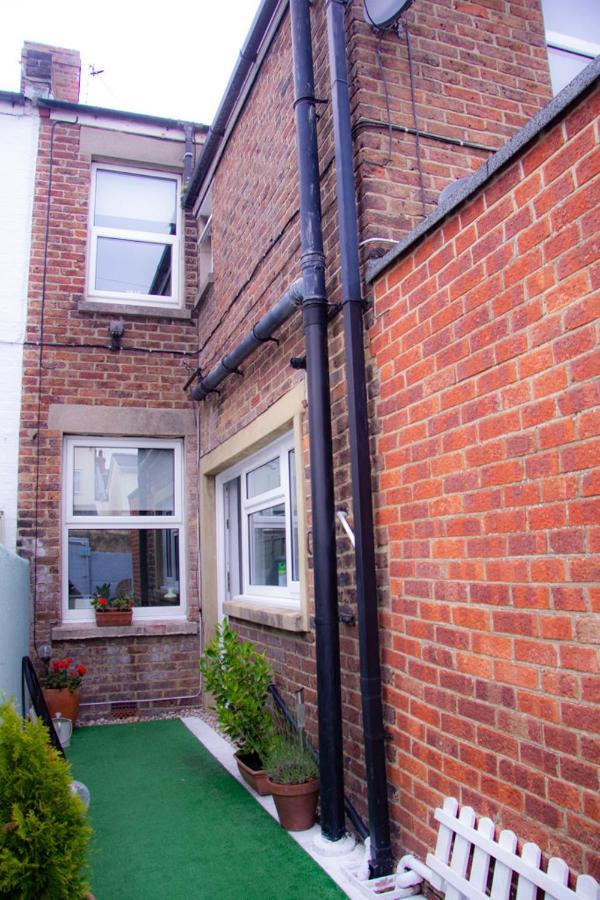 Villa Beautiful Victorian Terraced House WTA WTA Eastbourne Exterior foto